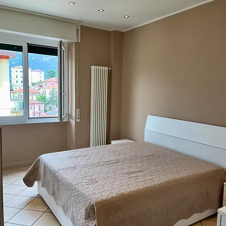 Casa Serena 아파트